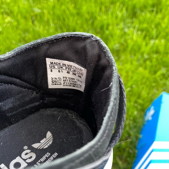 Adidas Tubular Viral Sneakers - Picture 3 of 4